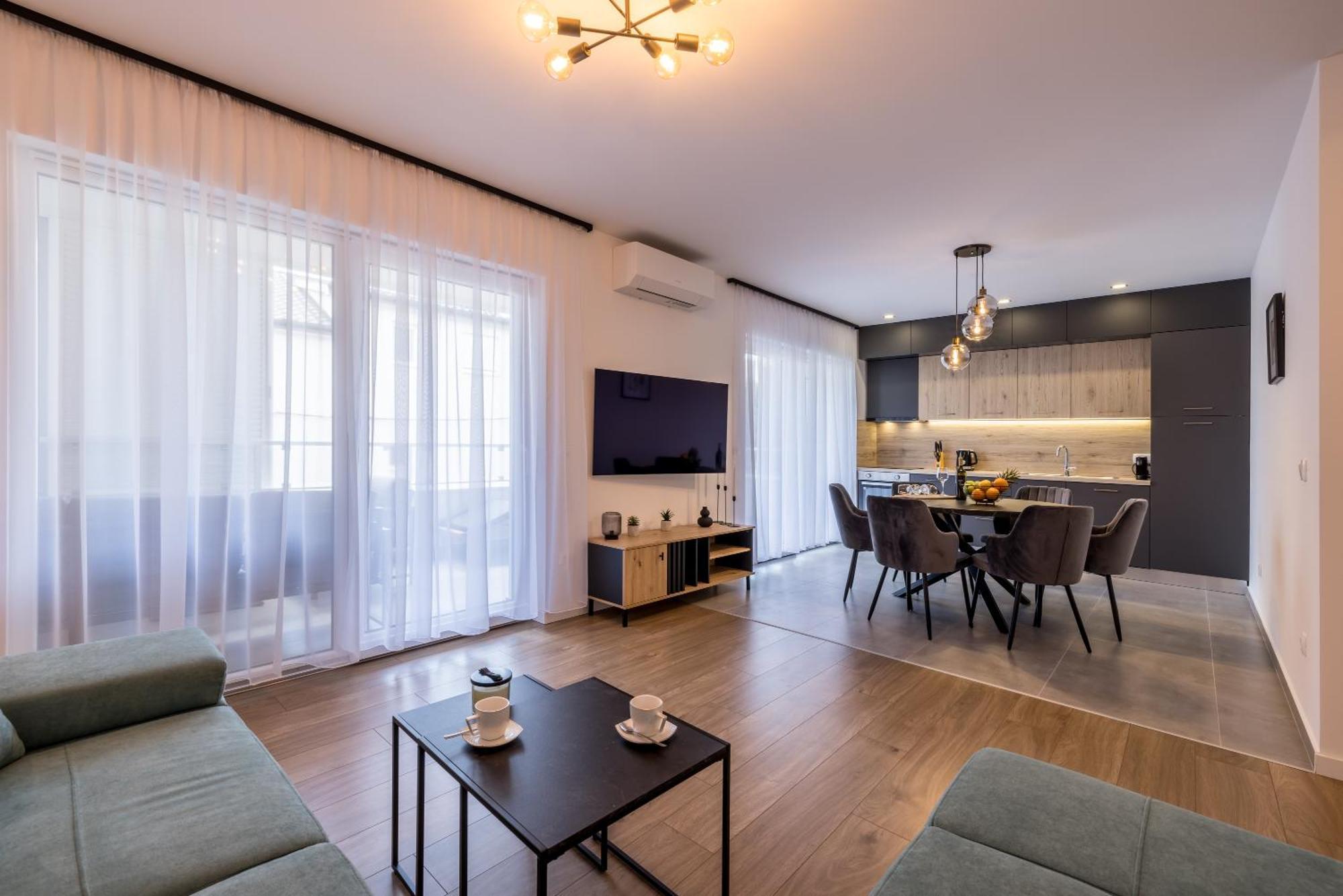 Adriatic Nest, Cozy And Modern Two Bedroom Apartment Kastela Ngoại thất bức ảnh